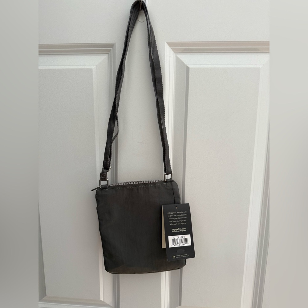 Baggallini | Gray Special Edition Tour Crossbody | NWT - Picture 4 of 4